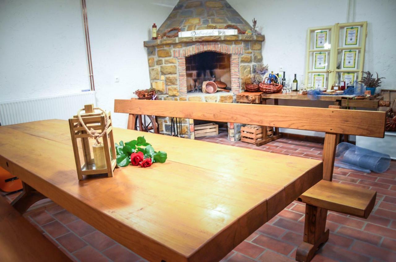Holiday House Ida Marezige Εξωτερικό φωτογραφία
